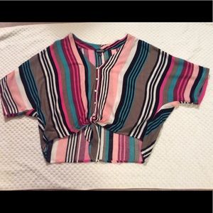 Tie in the front top